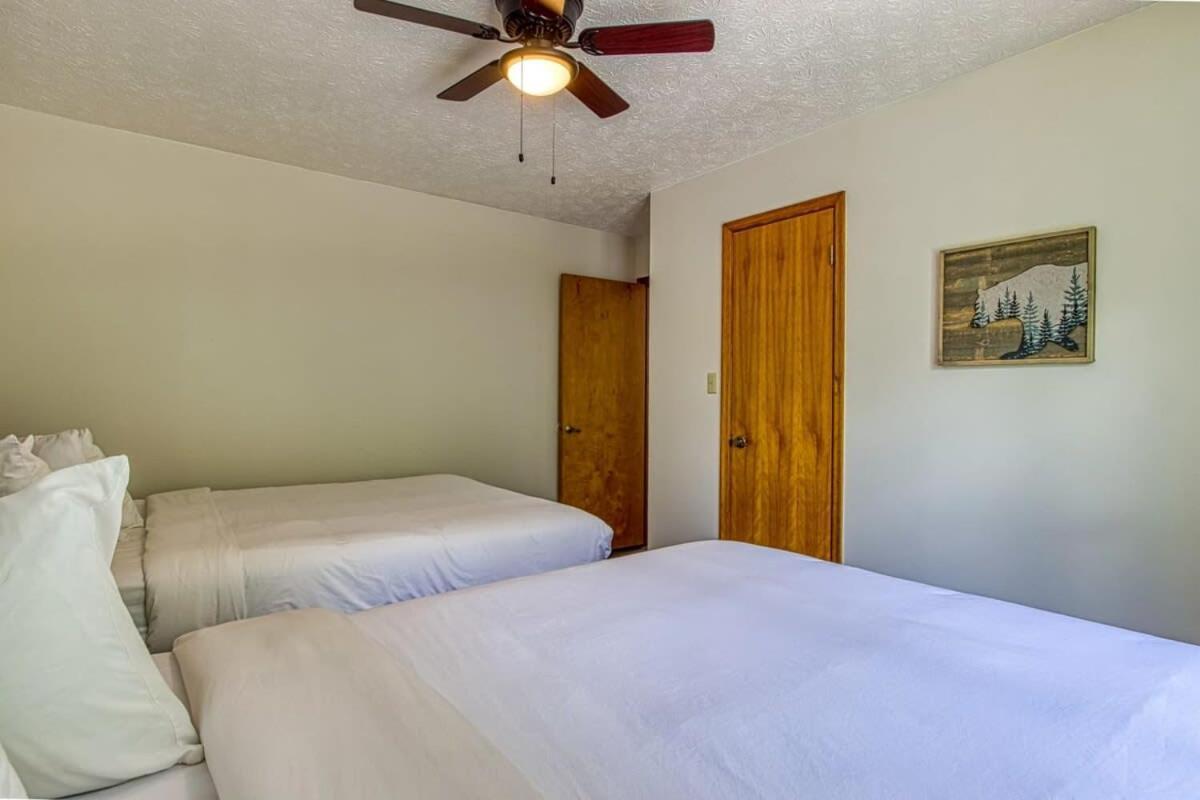 Pinecrest Townhomes-1King-2Queen Unit-Renovated Pigeon Forge Exterior foto
